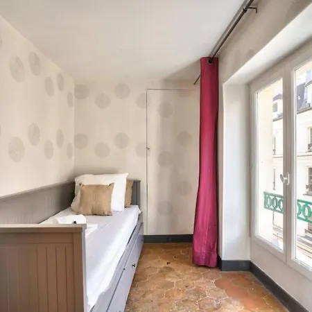Exquisite And Spacious Apartamento